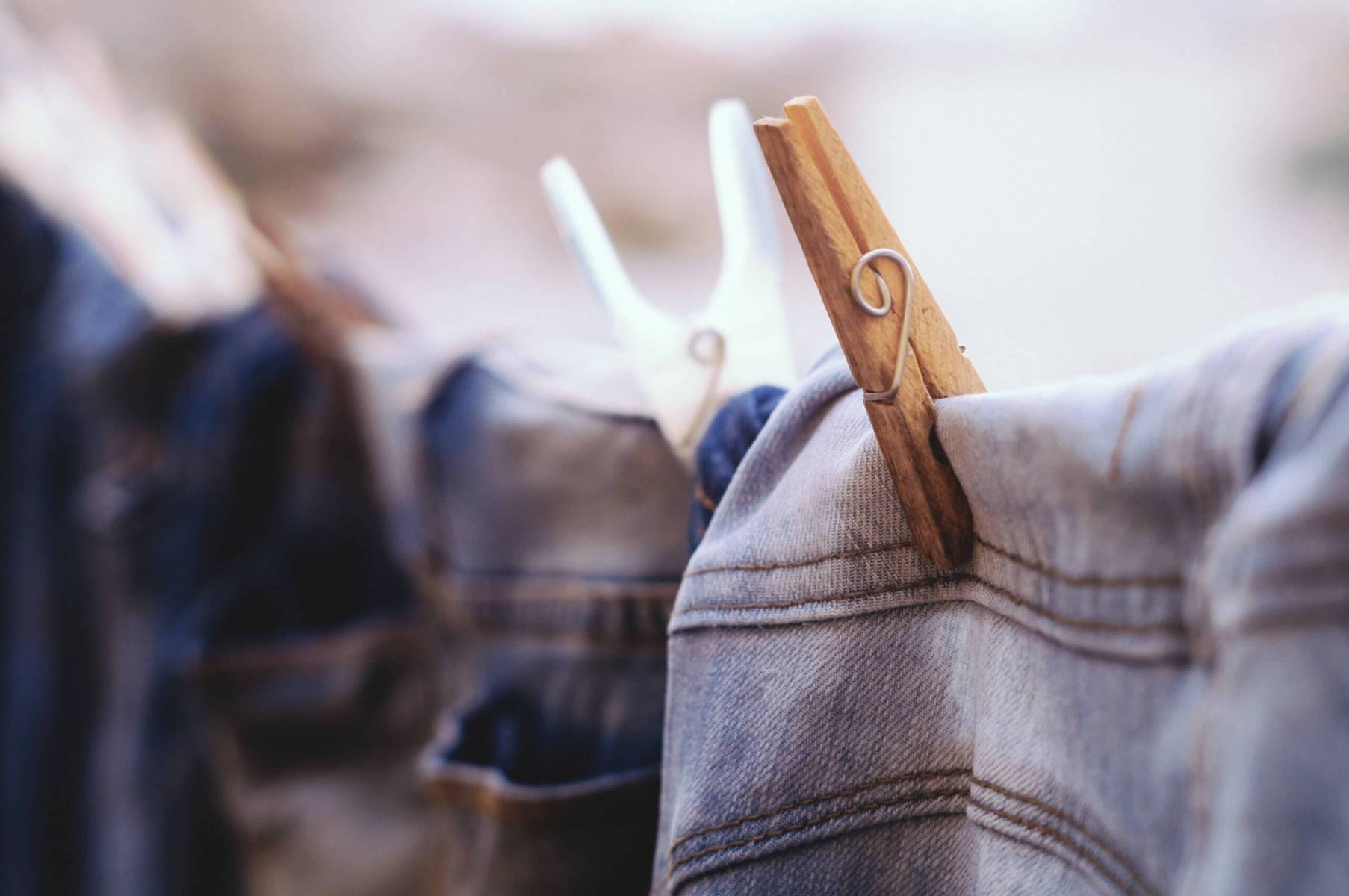 Japanese customs cleaning home house clothesline drying clothes