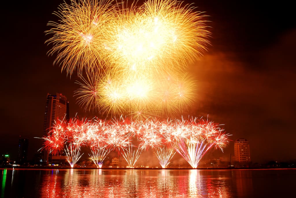 pretty fireworks sparkle japan