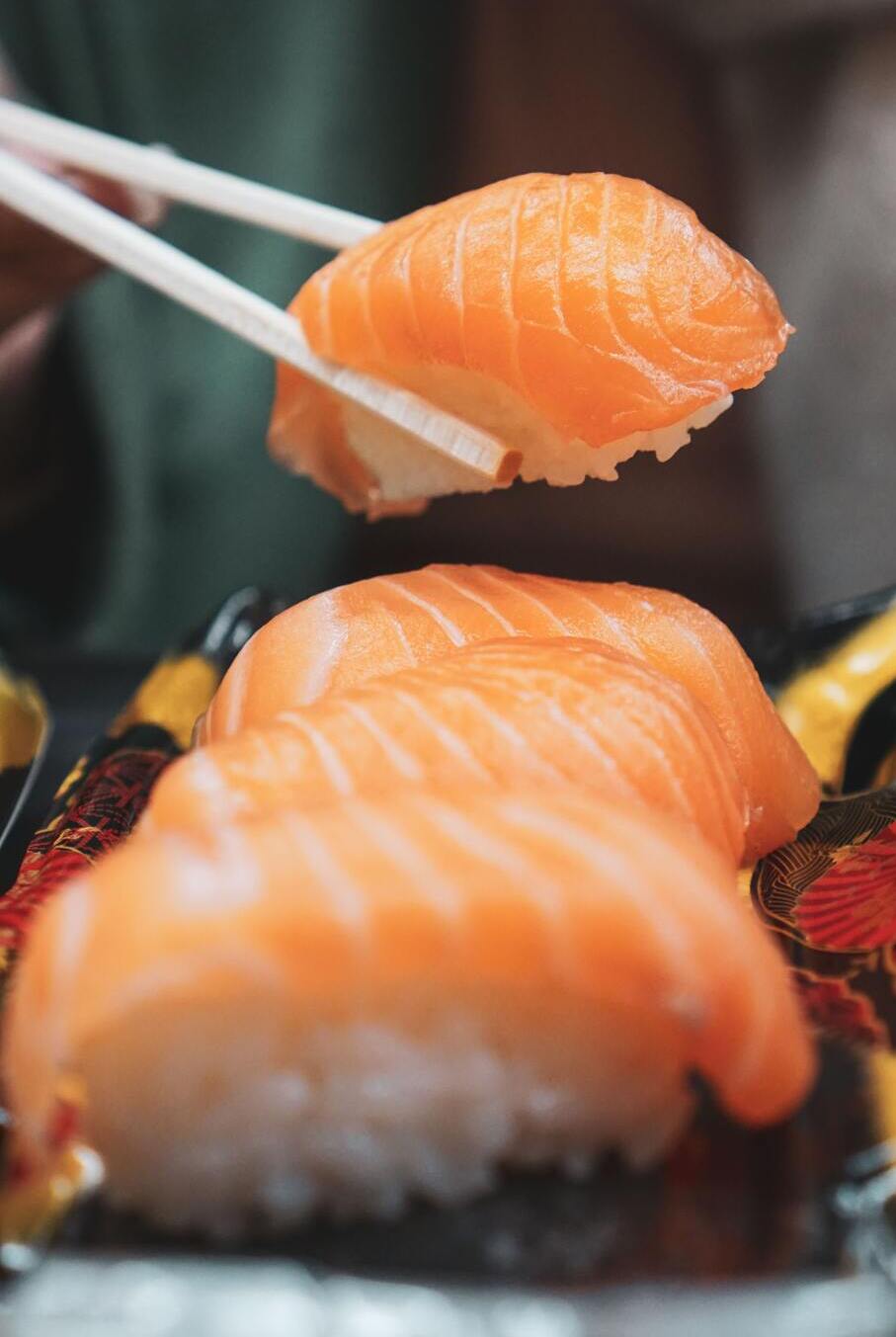 helga-christina-voOp_T3y5Oo-unsp sushi japanese food culture rice vinegar