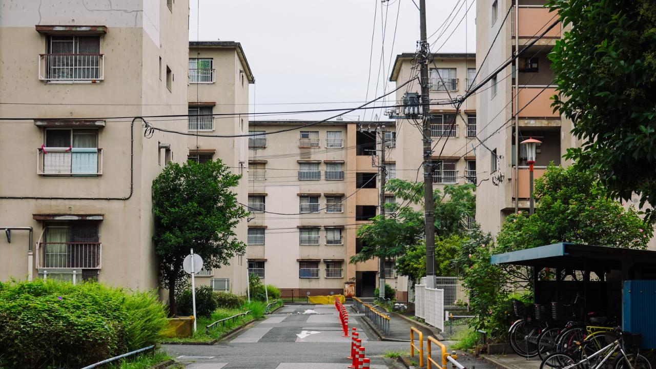 Tokyo Housing 1 Street view of Tokyo housing and blocks of apartments that are around 3-4 storeys each
