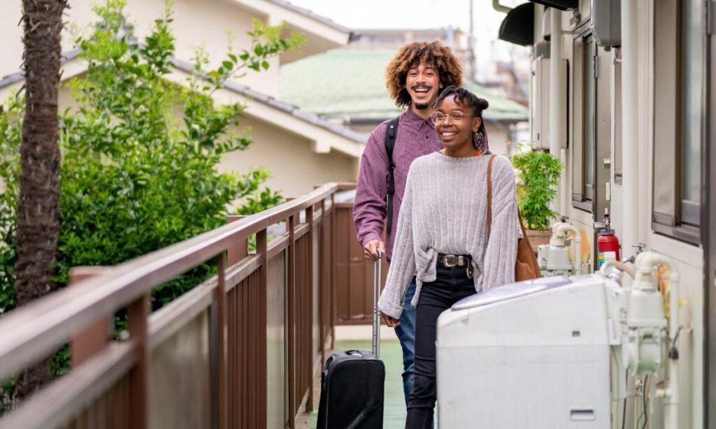 Homestay in Japan 1 Travelers with suitcases heading for a homestay in Japan