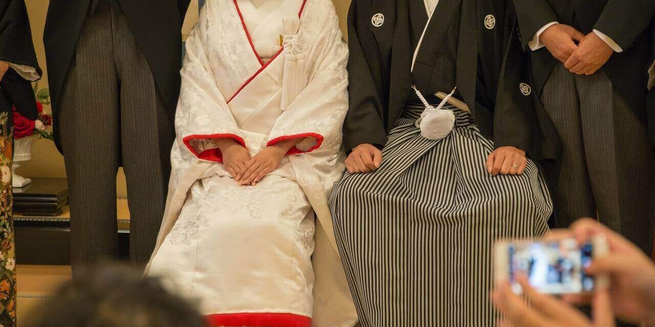 getting married in Japan Shinto traditional japanese wedding in japan